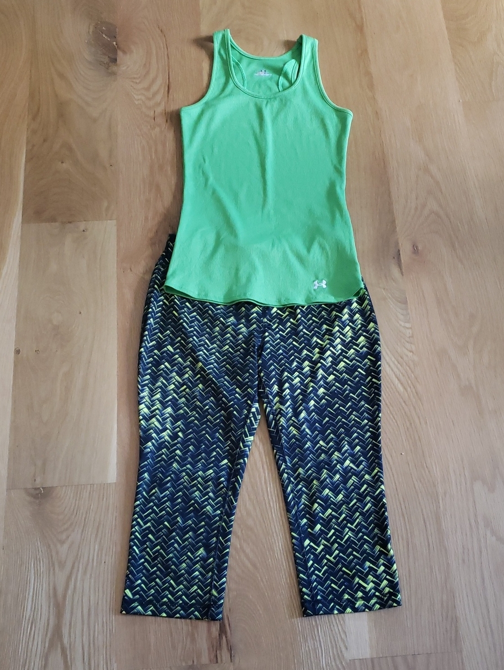 Under Armour Women's Lime Green Tank & Danskin Now Patterned Capri Set
